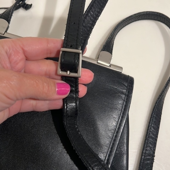 Hartmann vintage leather purse, black, toggle flap closure, EUC - Picture 5 of 16